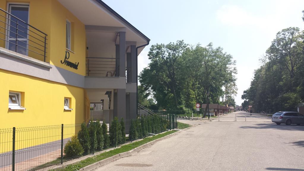 Promenád apartmán Velky Meder Exterior foto