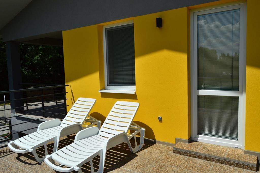 Promenád apartmán Velky Meder Exterior foto