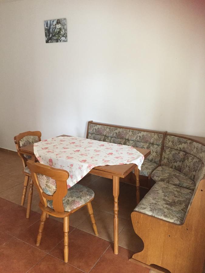 Promenád apartmán Velky Meder Exterior foto