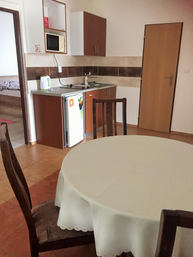 Promenád apartmán Velky Meder Exterior foto