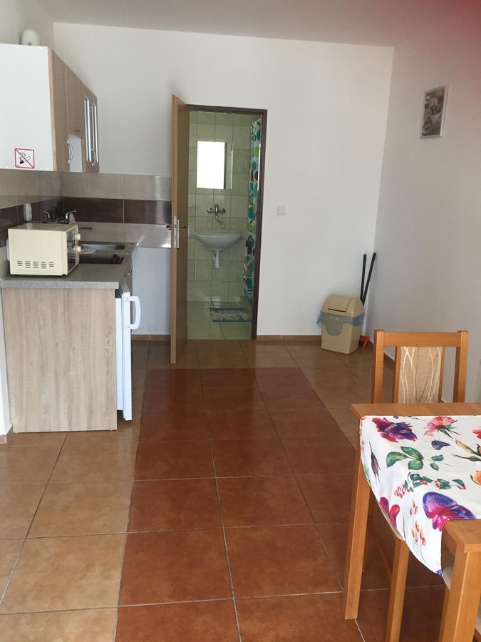 Promenád apartmán Velky Meder Exterior foto
