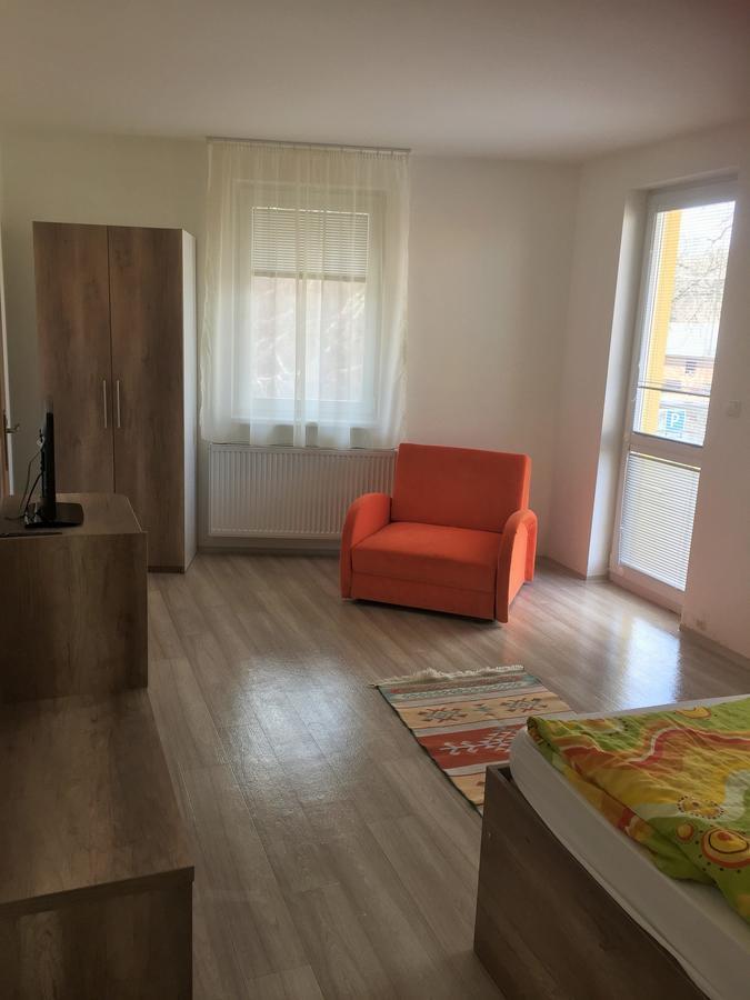 Promenád apartmán Velky Meder Exterior foto